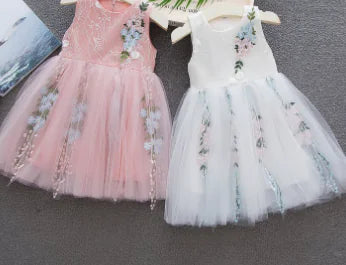 Cute Long-Sleeved Princess Dresses for Girls